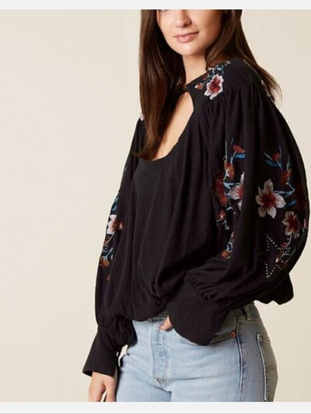 Free People- Lita- Embroidered Black Peasant Top with Balloon Sleeves. Size XS - Picture 2 of 9